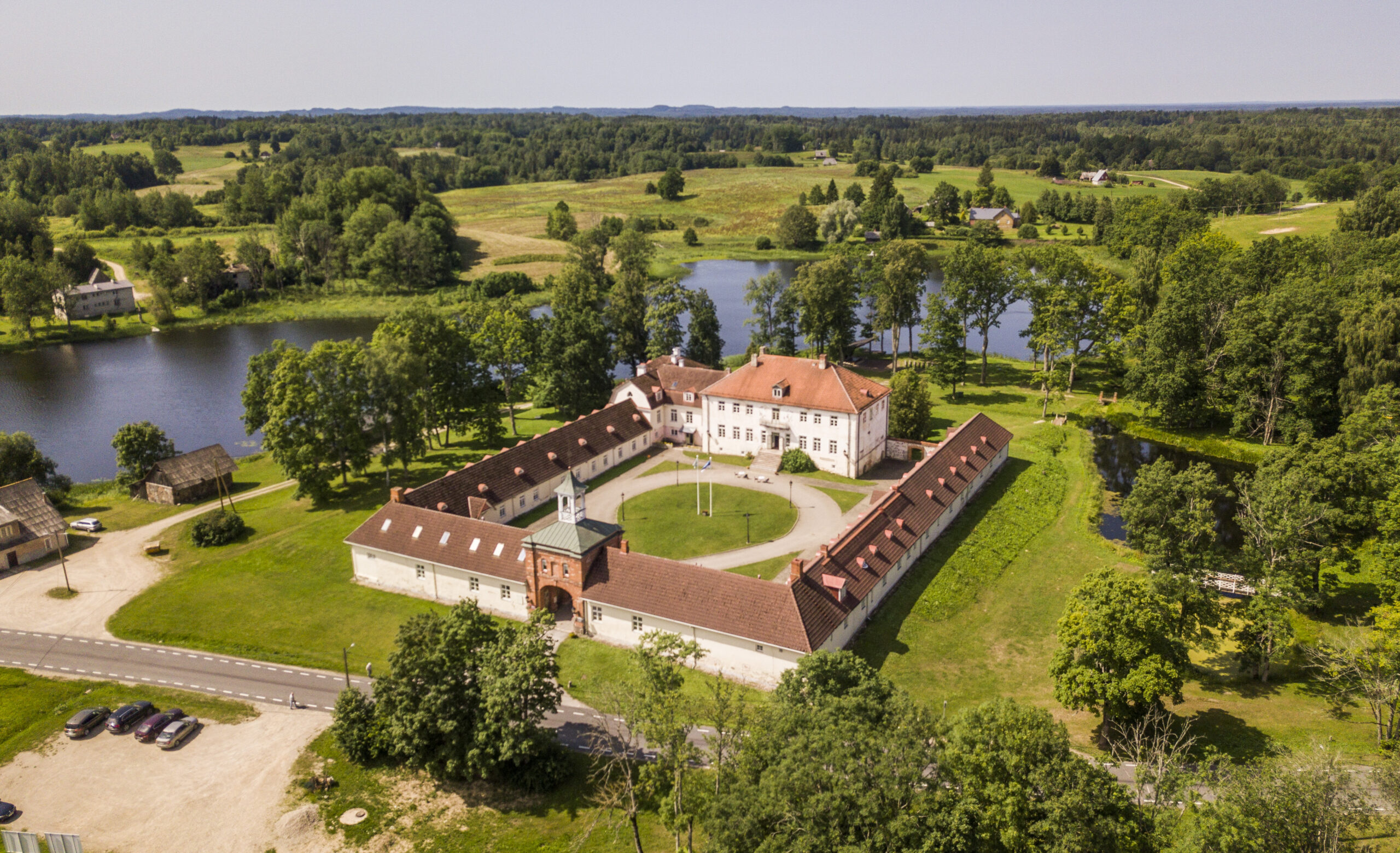Rogosi manor